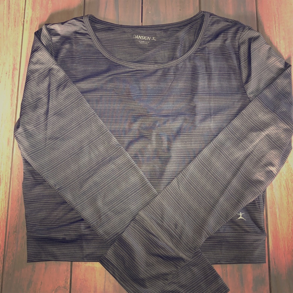 XL Danskin breathable work out top, long sleeve